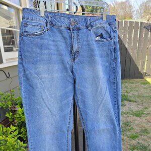 Women's Refuge Jeans Size 14